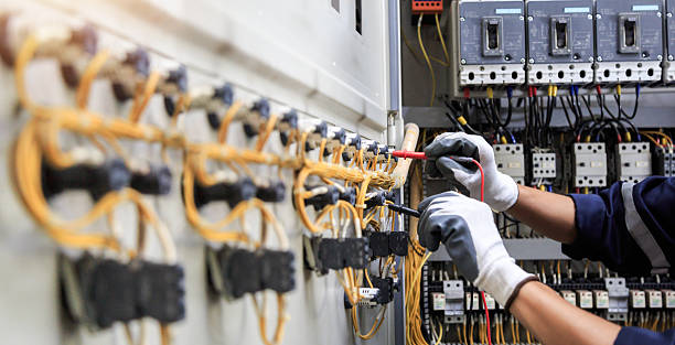 Professional Electrician technician working in Rutherford, PA
